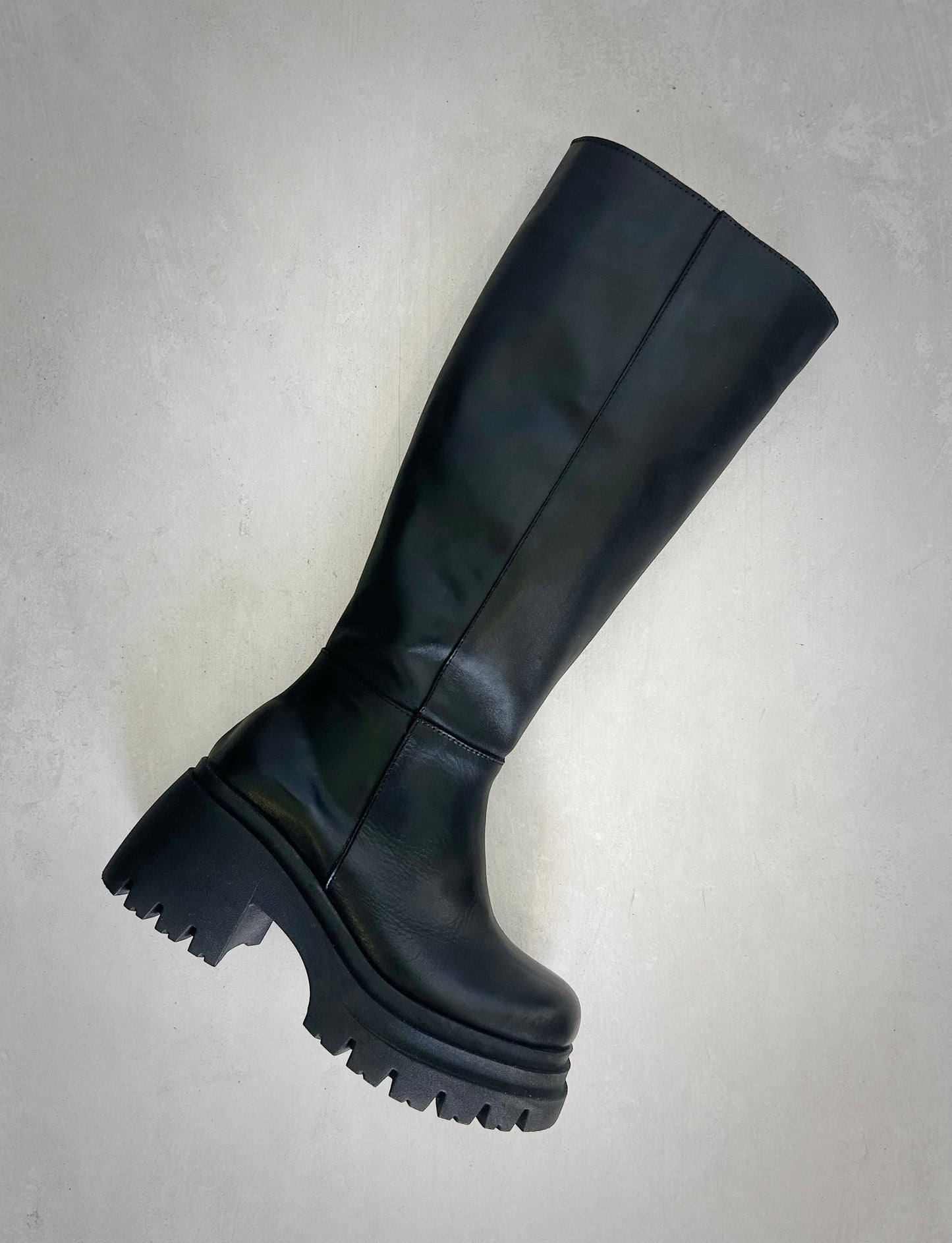 PRE VENTA/ Botas Antonieta Cuero Negro